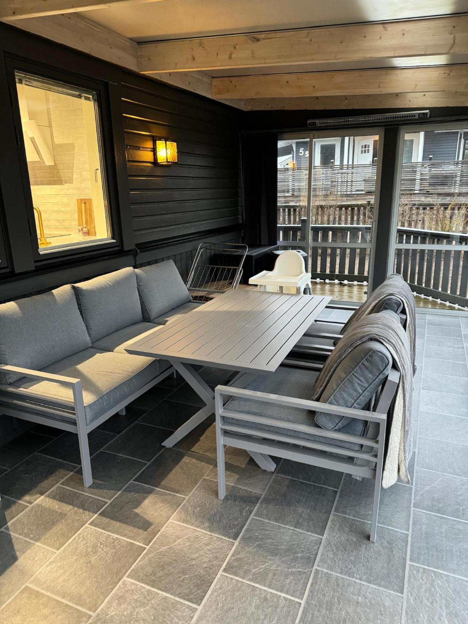 Charming 2-Floor House By The Sea In Ahus Sweden Βίλα Εξωτερικό φωτογραφία